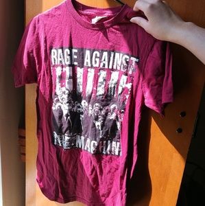 Rock T-shirt (rage against the machine)